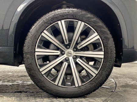 2022 Volvo XC90 - thumbnail 5