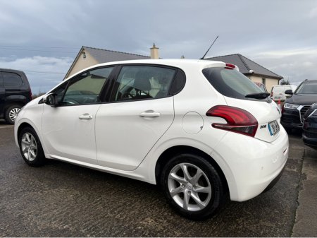 2019 Peugeot 208 ACTIVE 1.2 68 6.2 4DR thumbnail