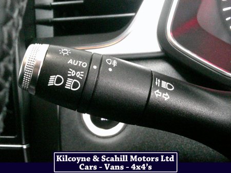 2020 Renault Captur - thumbnail 28