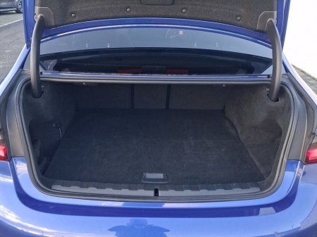 2025 BMW 3 Series - thumbnail 12