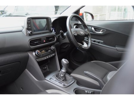 2020 Hyundai Kona 1.0 T-GDI Executive €19,995 thumbnail