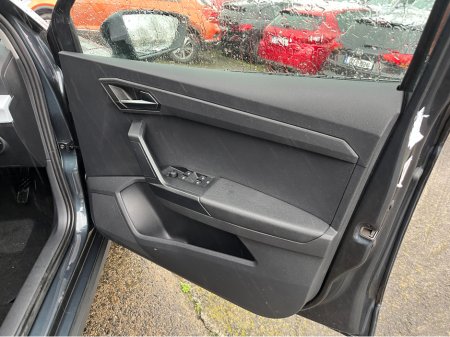 2023 SEAT Arona - thumbnail 11