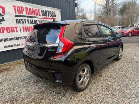 2017 Honda Fit  €13,990 thumbnail