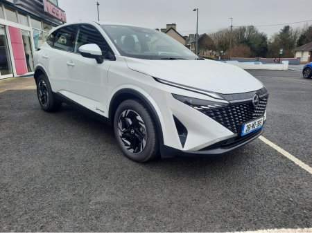 2026 Nissan Qashqai E-POWER SV + WARM PACK thumbnail