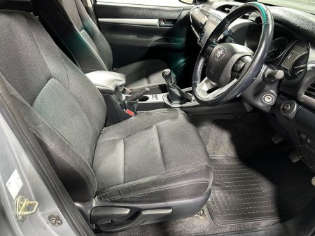 2021 Toyota Hilux Icon Double Cab 2.4 D-4D €32,400 thumbnail