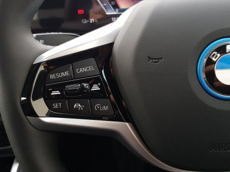 2025 BMW i4 eDrive35 Sport €49,995 thumbnail