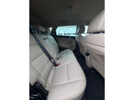 2018 Hyundai Tucson - thumbnail 16