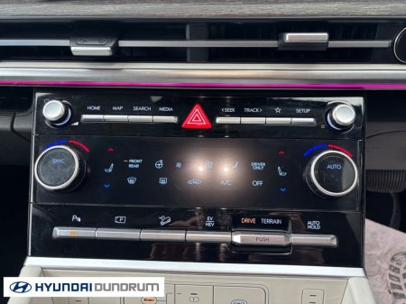 2025 Hyundai Santa Fe Phev Premium €64,950 thumbnail