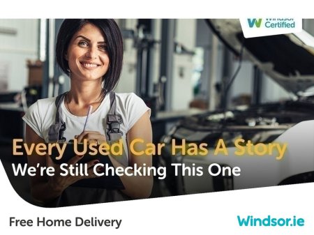 2023 Nissan Leaf - thumbnail 1