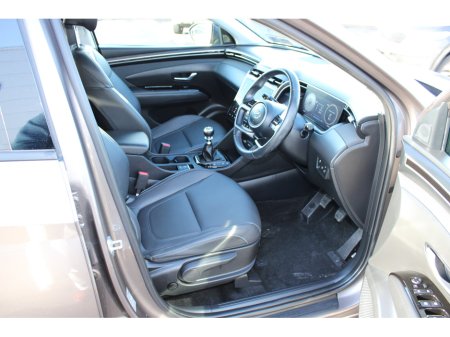 2023 Hyundai Tucson 2WD Executive Plus €35,950 thumbnail