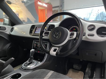 2019 Volkswagen Beetle €17950 2019 VOLKSWAGEN BEETLE DESIGN MASTER 1.2 AUTOMATIC / CRUISE CONTROL / REVERSE CAMERA AND MORE €17,950 thumbnail