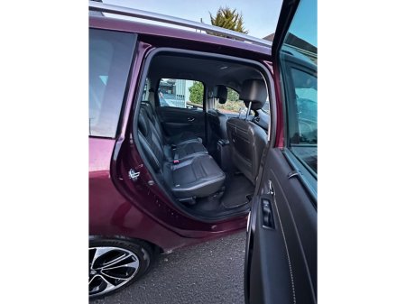 2014 Renault Grand Scenic 3 BOSE 1.5 DCI 110 4DR €4,950 thumbnail