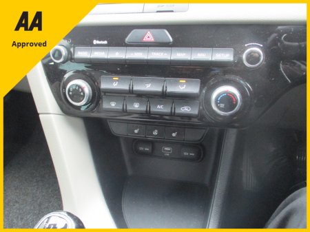 2020 Kia Sportage - thumbnail 15