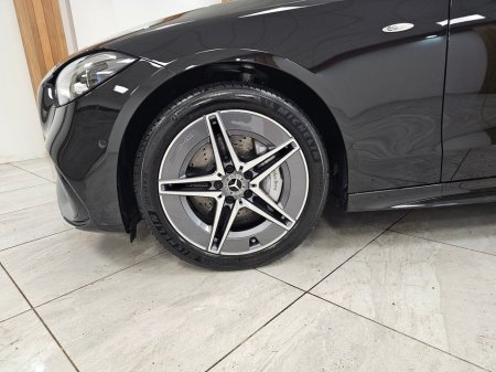 2025 Mercedes-Benz C Class PREMIUM // BLACK WITH IVORY €58,950 thumbnail