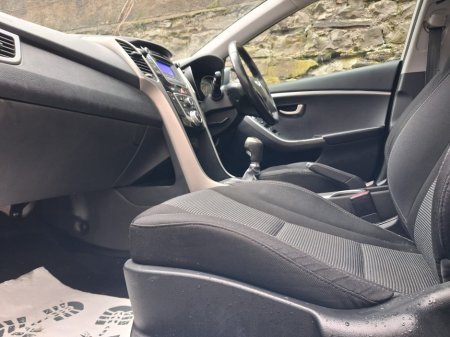 2012 Hyundai i30 1.4L Diesel Classic €3,999 thumbnail