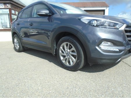 2016 Hyundai Tucson - thumbnail 3