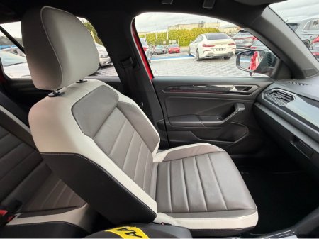 2020 Volkswagen T-Roc - thumbnail 27