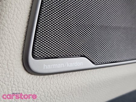 2021 BMW 5 Series - photo 22