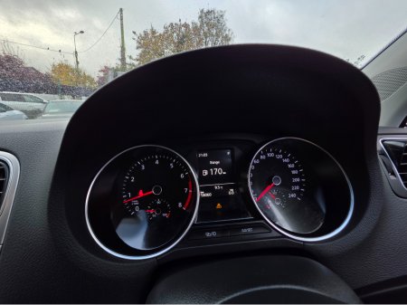 2015 Volkswagen Polo CROSS ( 152 REG ) 1.2 TSI HIGHLINE  CROSS EDITION / PARKING SENSORS / CLIMATE CONTROL // ONLY 58,060KLMs / SIMI DEALER // €11,950 thumbnail