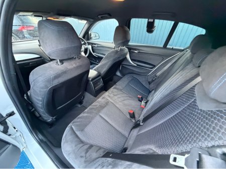 2016 BMW 1 Series - thumbnail 32