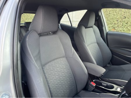 2019 Toyota Corolla - thumbnail 11