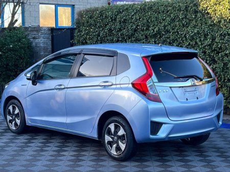 2016 Honda Fit F-PACKAGE 1.5 HYBRID // SERVICE HISTORY // REVERSE CAMERA // DIGITAL CLIMATE CONTROL €10,900 thumbnail