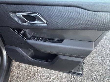 2018 Land Rover Range Rover Velar - thumbnail 8