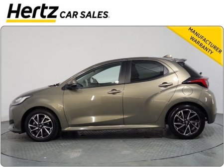 2023 Toyota Yaris DESIGN HEV CVT 1.5 Petrol Automatic €23,495 thumbnail
