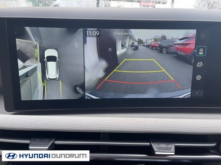 2025 Hyundai Tucson Platinum Phev Auto 2WD 5DR AUT €48,950 thumbnail