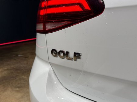 2018 Volkswagen Golf - thumbnail 10