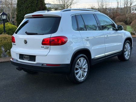 2016 Volkswagen Tiguan 2.0 TDI 110HP BMT Sport & Style thumbnail