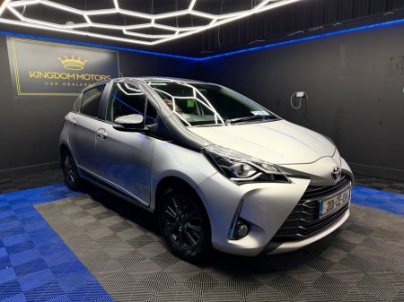 2020 Toyota Yaris - thumbnail 2