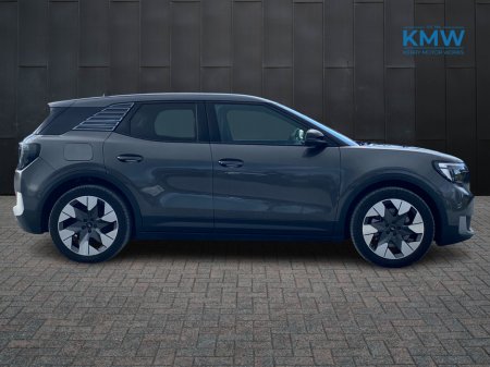 2025 Ford Explorer Extended Range Premium.. Driver assistance + Heat pump €43,500 thumbnail