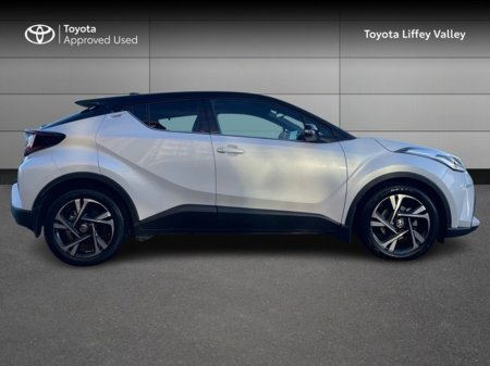 2022 Toyota C-HR HYBRID SPORT BI-TONE 4DR AUTO €26,950 thumbnail