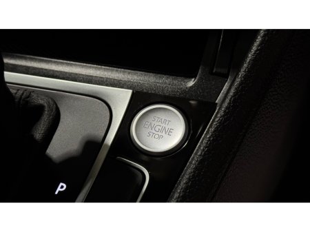 2019 Volkswagen Golf Highline €19,850 thumbnail