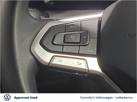 2025 Volkswagen Golf GOLF EDITION 75 1.5 MHEV 116HP thumbnail