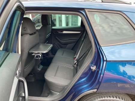 2019 Skoda Karoq SE TDI DSG €20,950 thumbnail