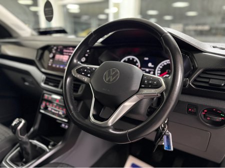 2021 Volkswagen T-Cross - thumbnail 13