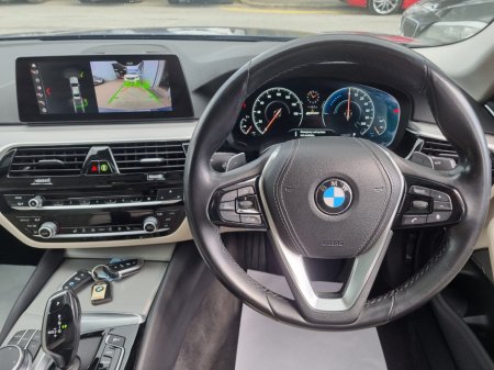 2019 BMW 5 Series - thumbnail 17