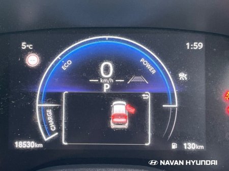 2024 Toyota Yaris Cross 1.5 Hybrid Luna thumbnail