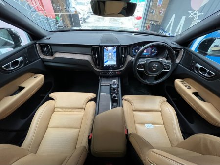 2022 Volvo XC60 - thumbnail 21