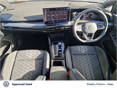 2025 Volkswagen Golf R-Line 2.0TDI DSG €44,995 thumbnail