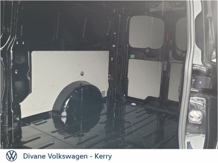 2026 Volkswagen Transporter PAN AMERICANA LWB TON 150BHP €35,100 thumbnail