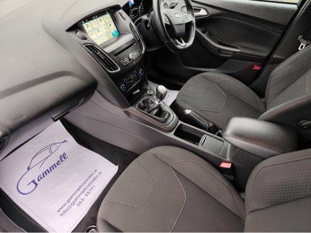 2019 Ford Focus ST-LINE 1.5 TD 120PS 6SPEED 4DR €15,800 thumbnail