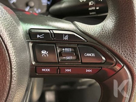 2020 Toyota Yaris - thumbnail 17