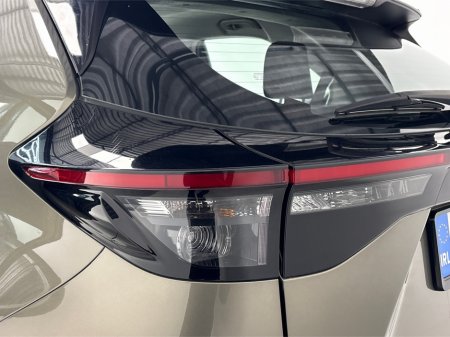 2023 Toyota Yaris Cross - thumbnail 10