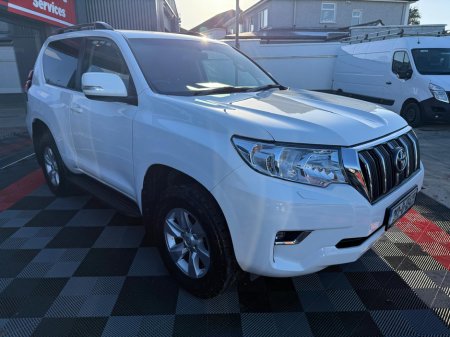 2021 Toyota Landcruiser LAND CRU SWB COMMERCIAL 2DR, VAT INVOICE , Fully Serviced , New 12 MTH DOE , Reverse Camera , 2.8 Dsl Manual , € 143 p/w & €17,950 Trade in / Deposit , Cruise Control , Dual Climate Control , €38,980 thumbnail