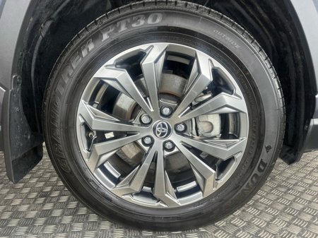 2025 Toyota Rav4 HYBRID SOL €47,950 thumbnail