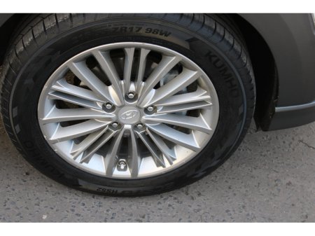2019 Hyundai Kona 1.0 T-GDI Executive €17,950 thumbnail