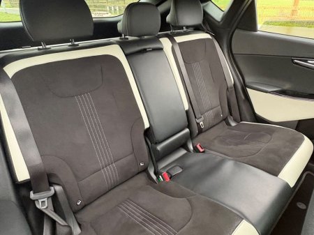 2023 Kia EV6 GT Line 5DR Auto, *limited edtion* *warranty till 2030* Bluetooth, Multi-Function Steering Wheel, Reversing Camera, Sat Nav, Climate Control, €38,900 thumbnail